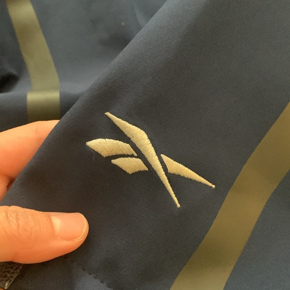 Reebok Waterproof &Fleece jacket - Picture 3 of 4